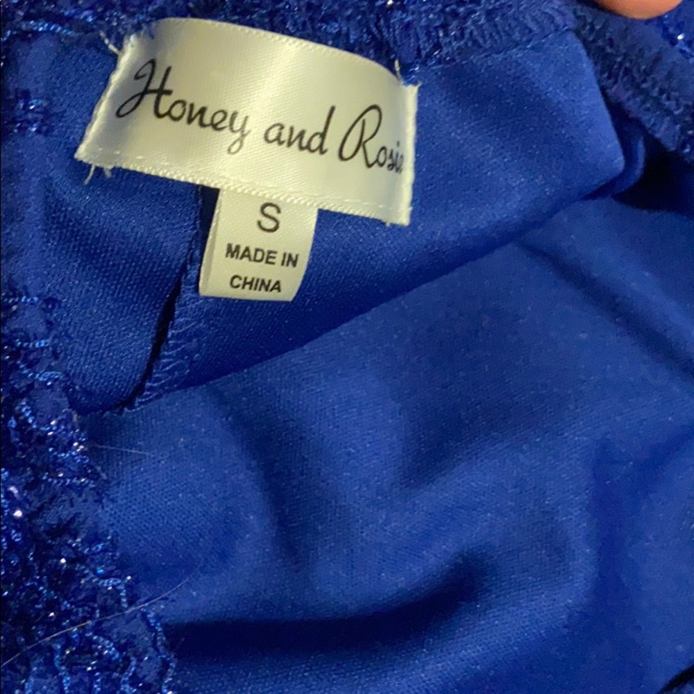 Dress - Picture 4 of 4